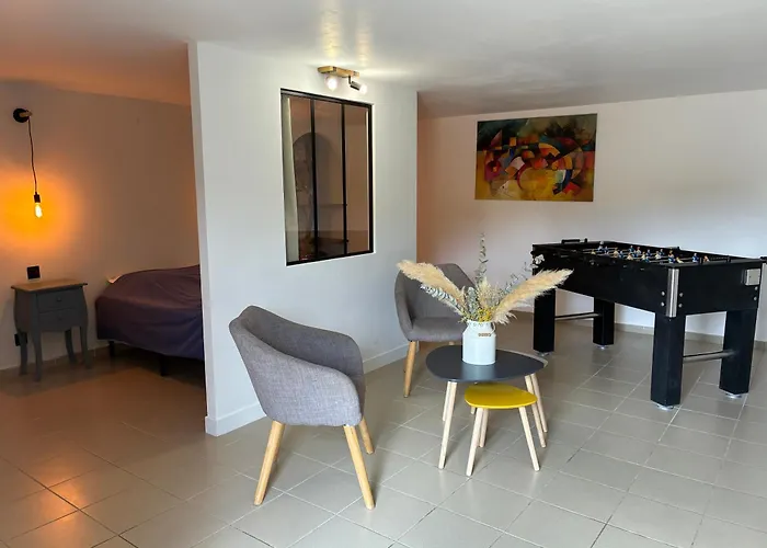 De Charme à La Campagne * Besse (Dordogne)